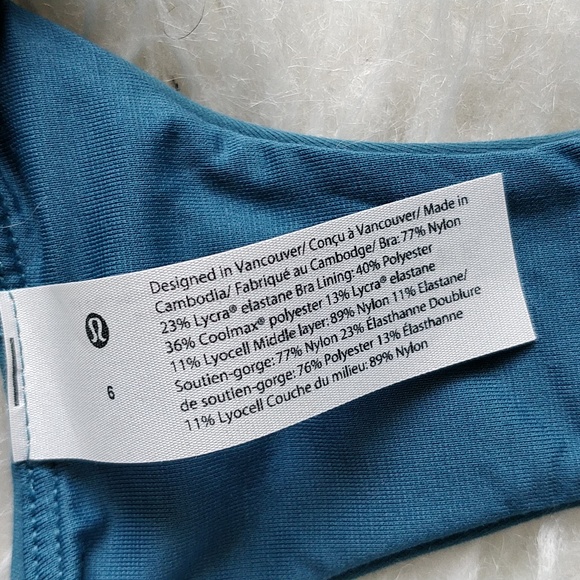 Women lululemon sports bra - Picture 4 of 6